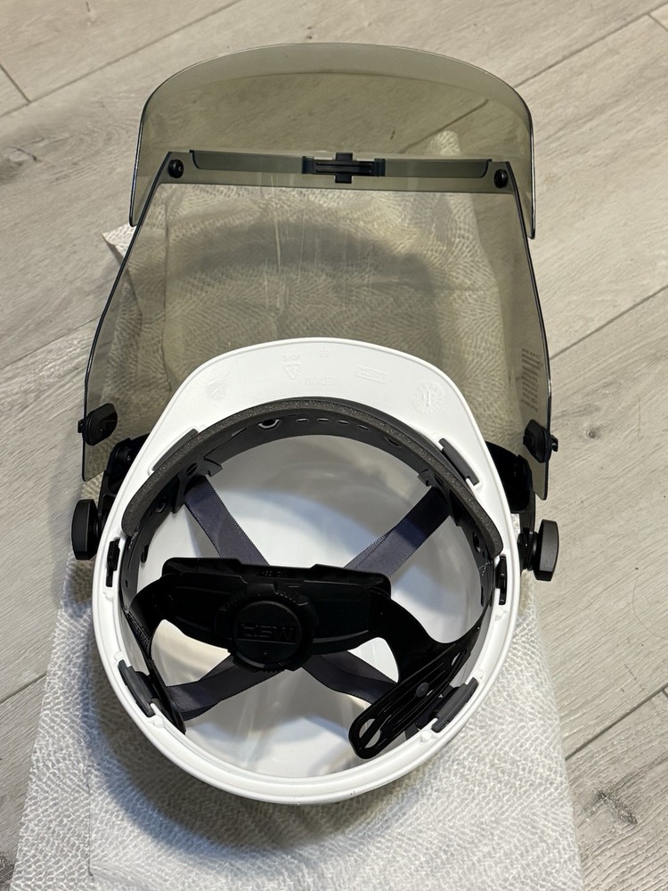 ARC GUARD FACE SHIELD & HELMET-HAT MSA SIZE MEDIUM NEW