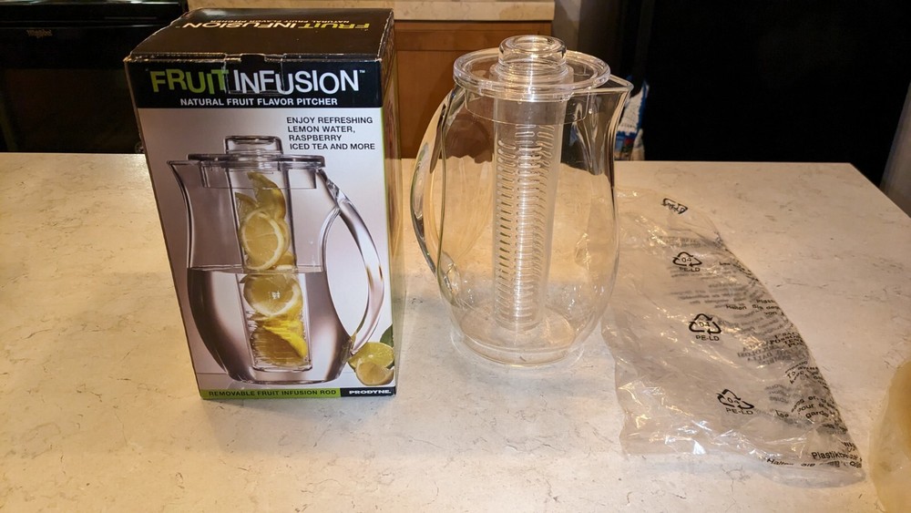 📀 Prodyne Fruit Infusion Fruit Flavor Pitcher in box