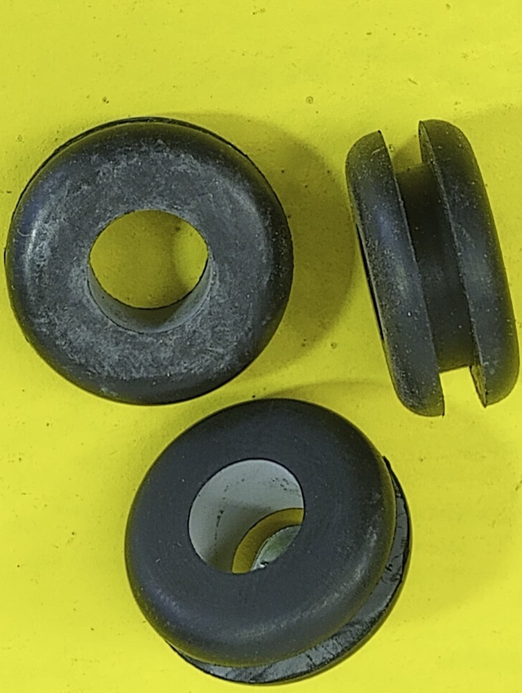 Rubber Grommets 5/8" Panel Hole  3/8" ID for 1/8" Thick Walls 25 pack