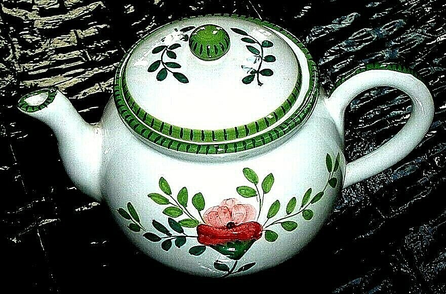 Deruta Fiona Ceramic Teapot 32oz