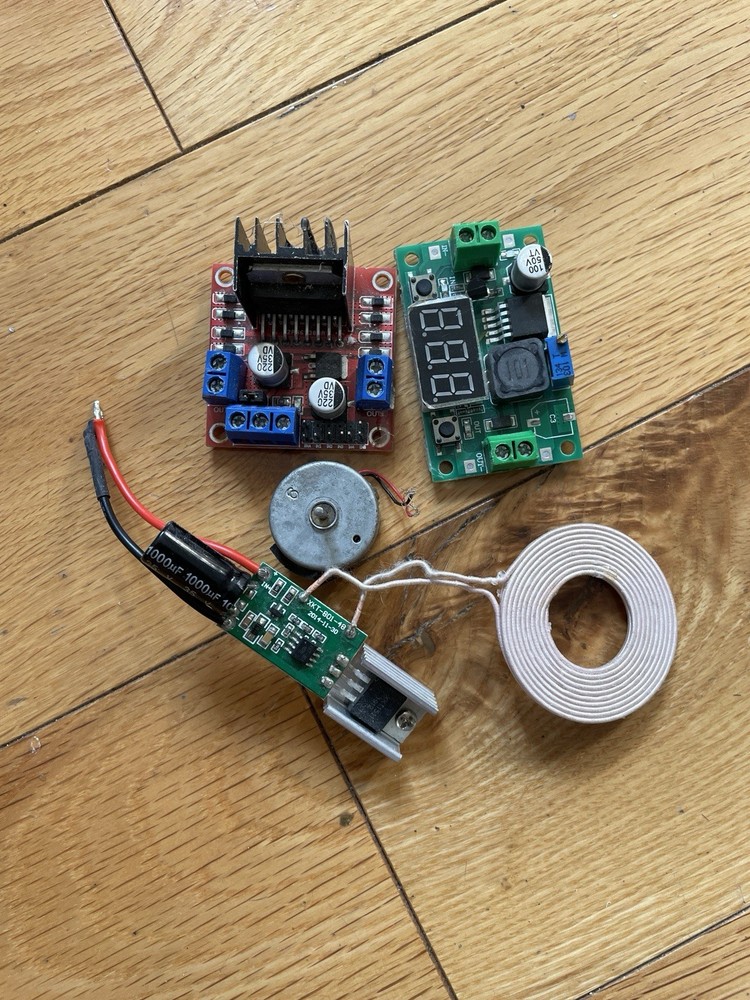 Mixed Lot of Electronic Modules and Controllers