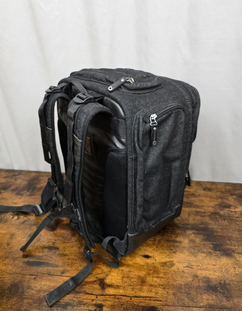 BURTON Aperture Pack / Backpack - VG!