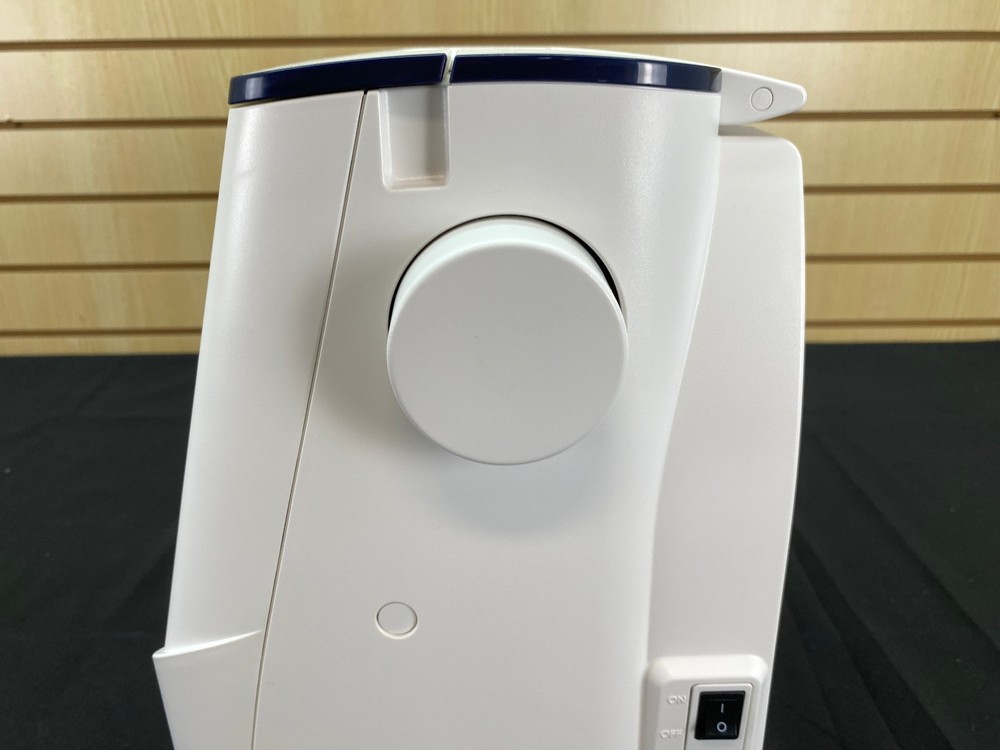 Janome Skyline S3 Anniversary Edition Computerized Sewing Machine - Pre-Owned ✅