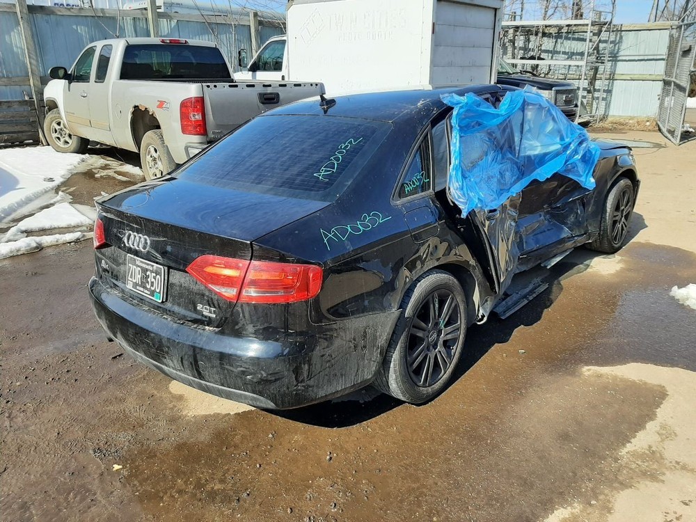 A4 AUDI 2011 High Mounted Stop Light 922519