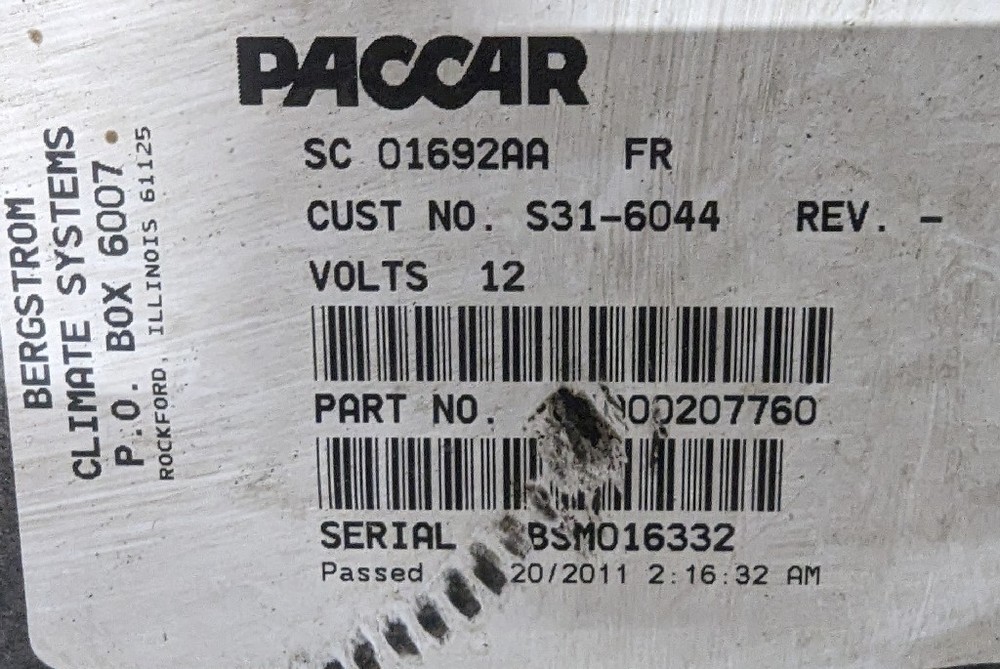 PETERBILT USED PETERBILT 386, 388, 389 HEATER DIFFUSER ASSEMBLY, INSIDE CAB, S3