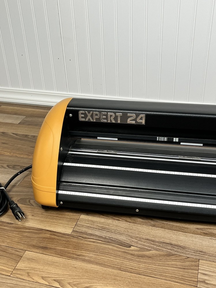 GCC Expert II 24" Vinyl Cutter Plotter Machine (Machine & power cord only)