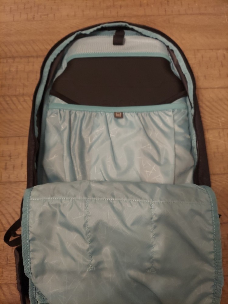 EVOC, Trail Pro 10, Protector backpack, Stone/Carbon Grey, LXL OPEN BOX.