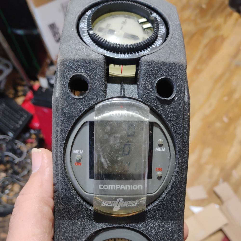 Suunto/Seaquest Dive Console SM26 press, compass, Solutions computer hard case