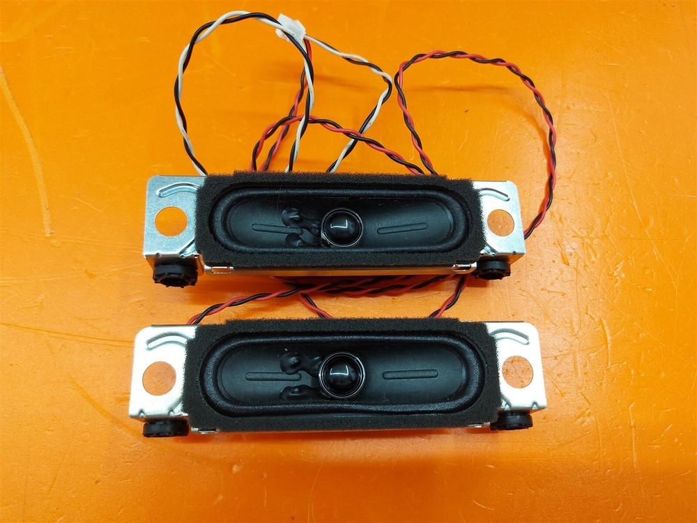 ⭐️⭐️⭐️⭐️⭐️ TV Left & Right Speaker Set Hitachi LE55U516