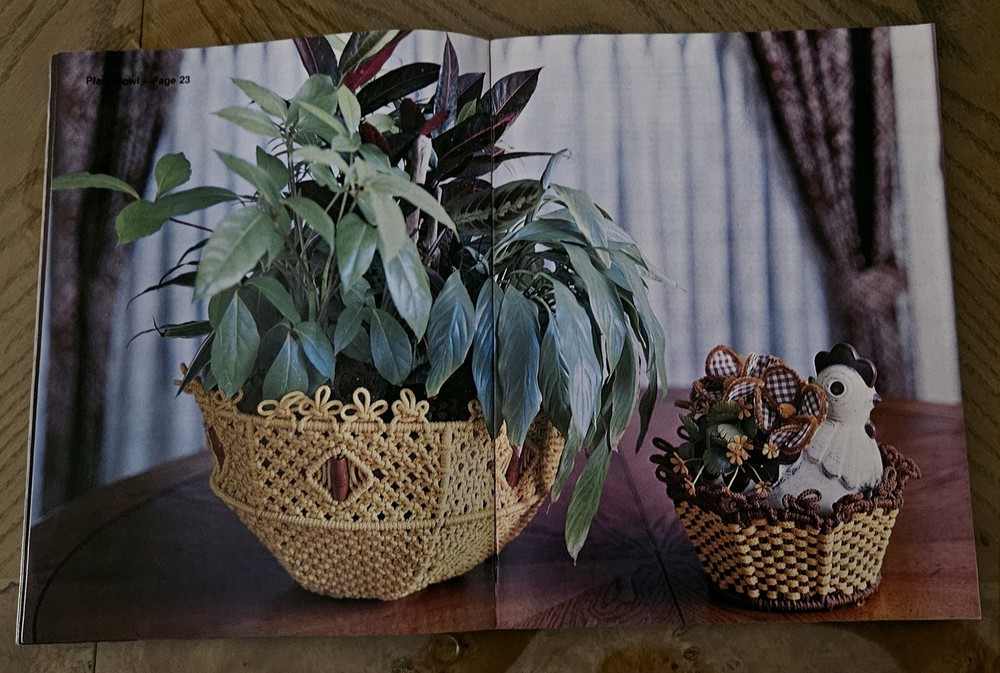 Macrame A LA MODE Macrame Patterns BABY , HAMMOCK & More