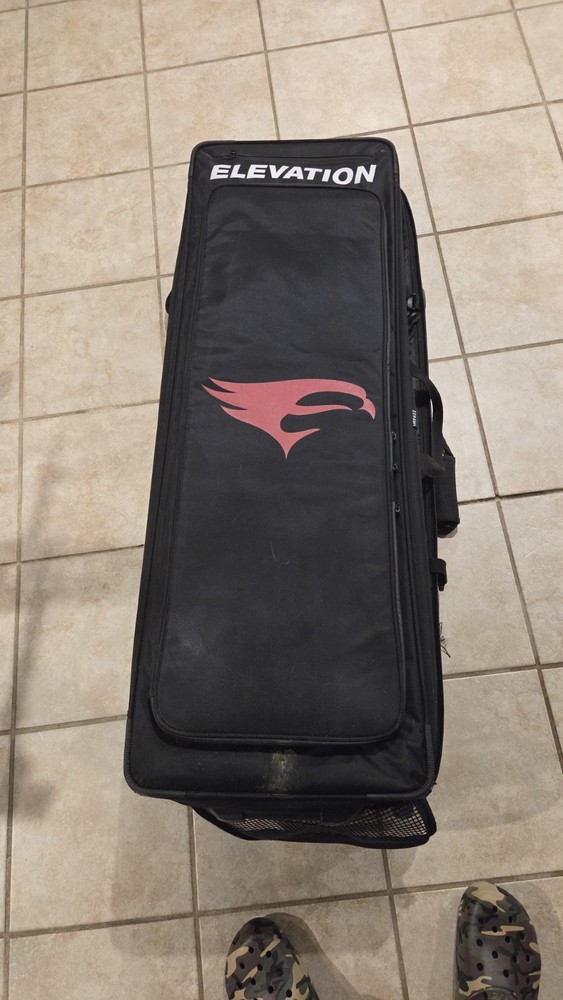 ELEVATION JETSTREAM TRAVEL CASE BLACK W/ TALON 44 BOW CASE