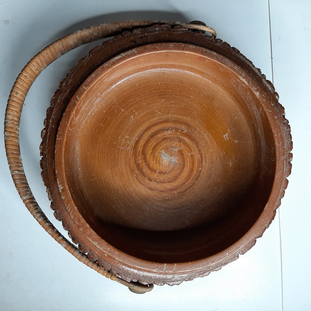 Wooden Nut Cracker Bowl Dish With Handle, Nutcracker, 3 Tools Bark Used