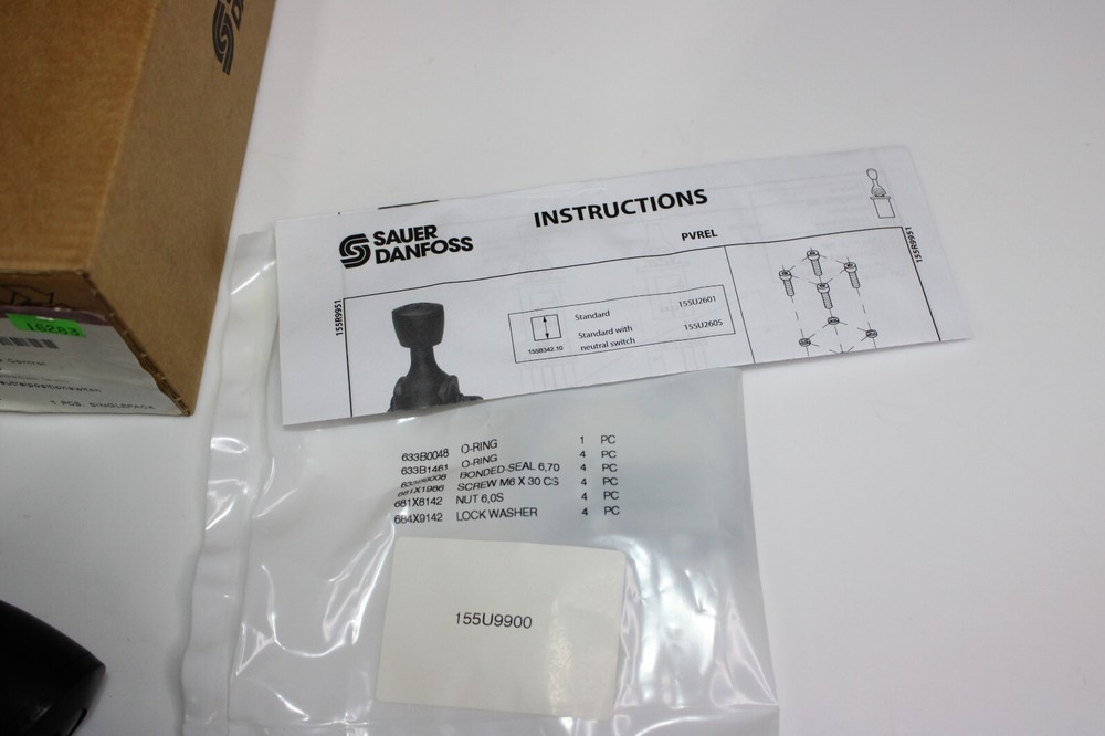 New Sauer Danfoss 155U2607 Joystick Remote Control Valve Handle