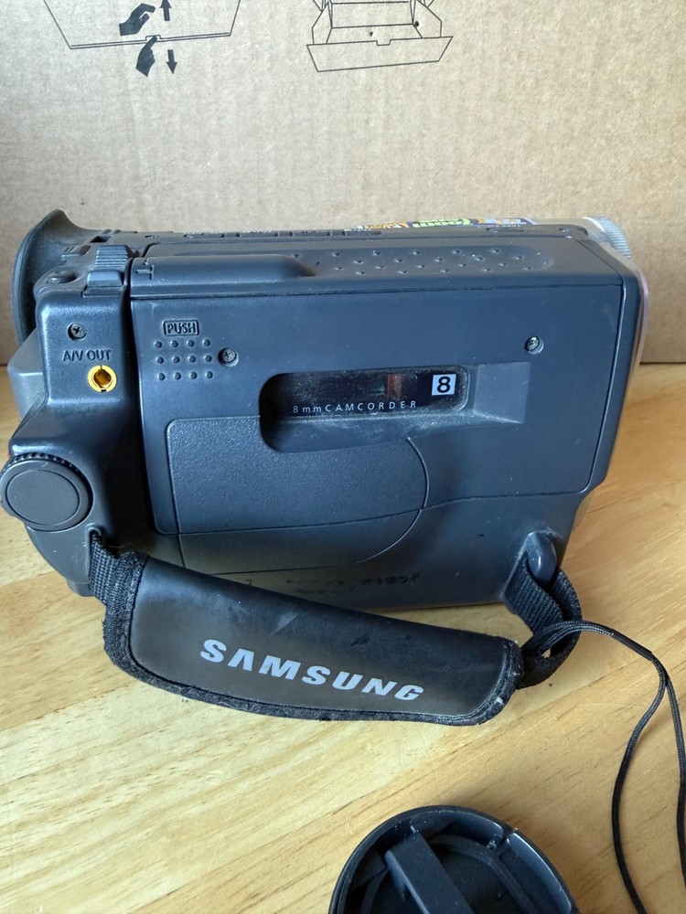 Samsung Camcorder VP-W60 - Untested