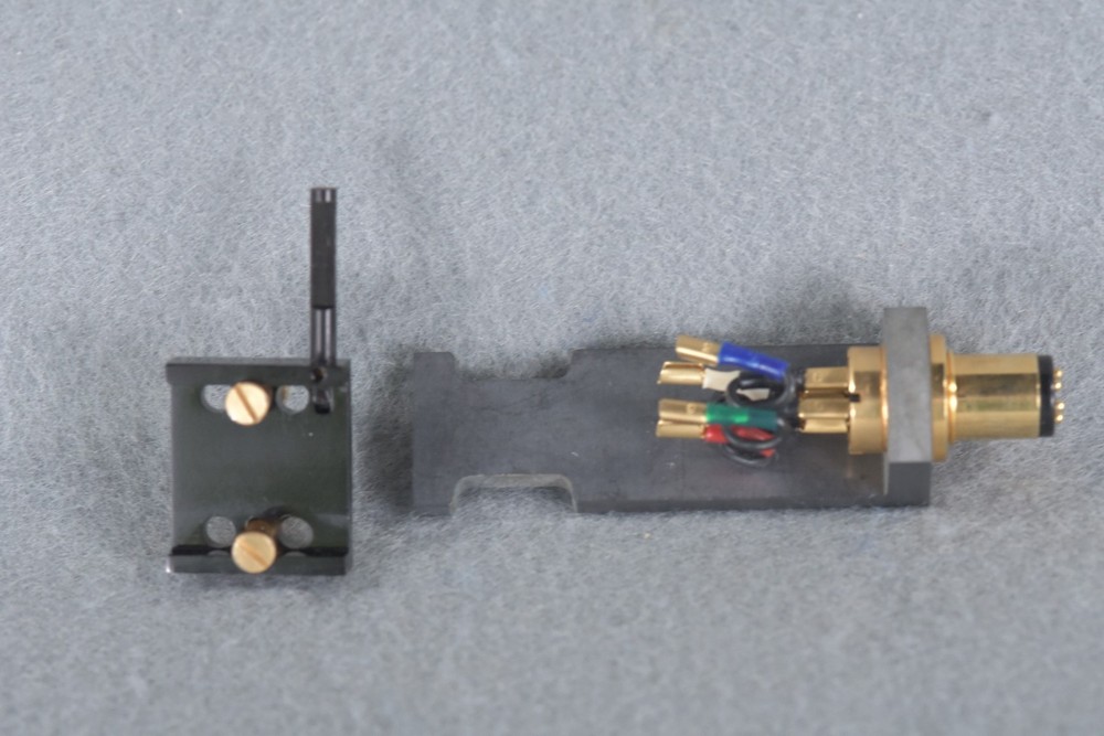 Victor Laboratory PH-L1000 Ceramic Headshell In Excellent Condition