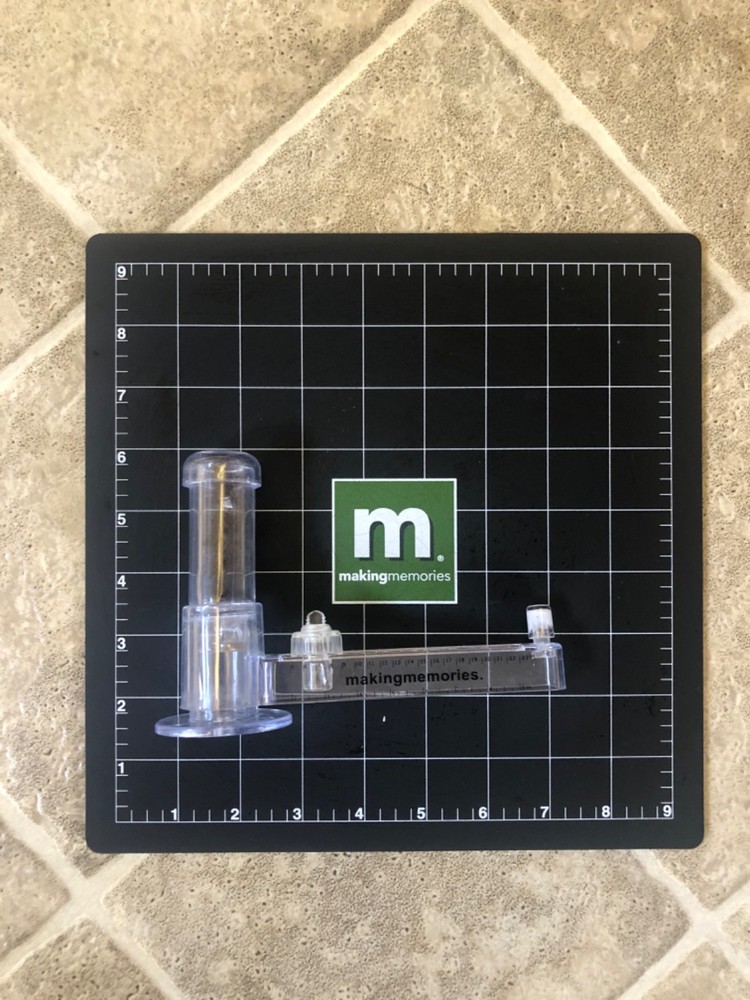 Making Memories Circle Cutter & Mat Cuts Circles