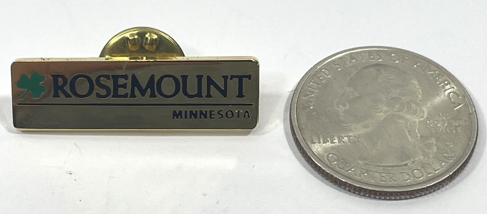 Rosemount Minnesota Pin Button Pinback Clover Gold-Toned Lapel