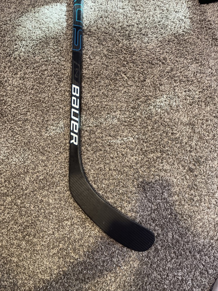 bauer nexus hockey stick