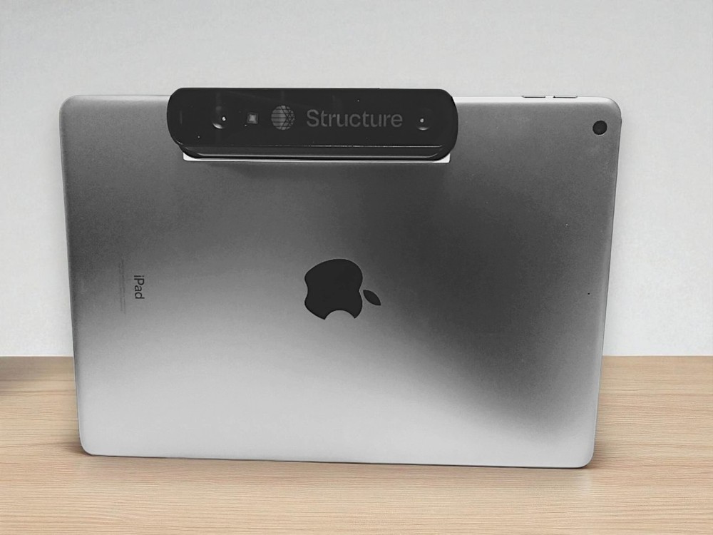 Universal Structure Sensor Bracket/Mount for iPad & iPhones &  Android Phones.