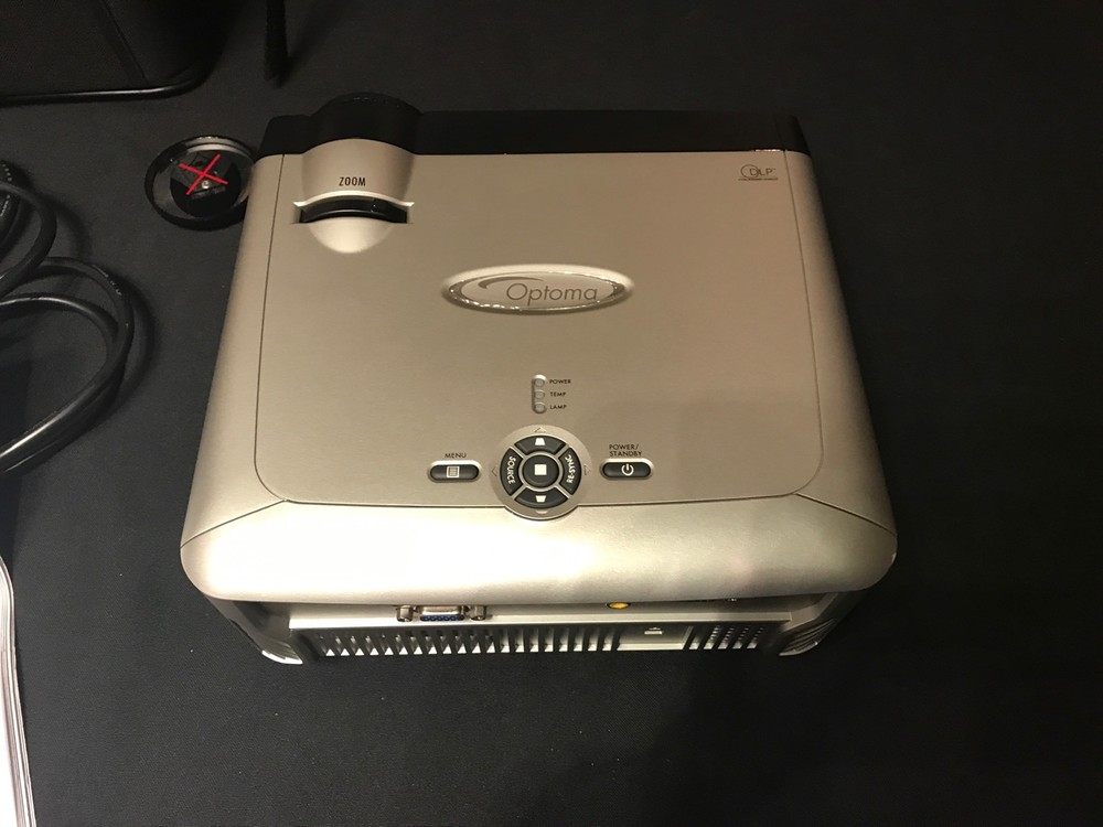 Optoma EP719R Projector