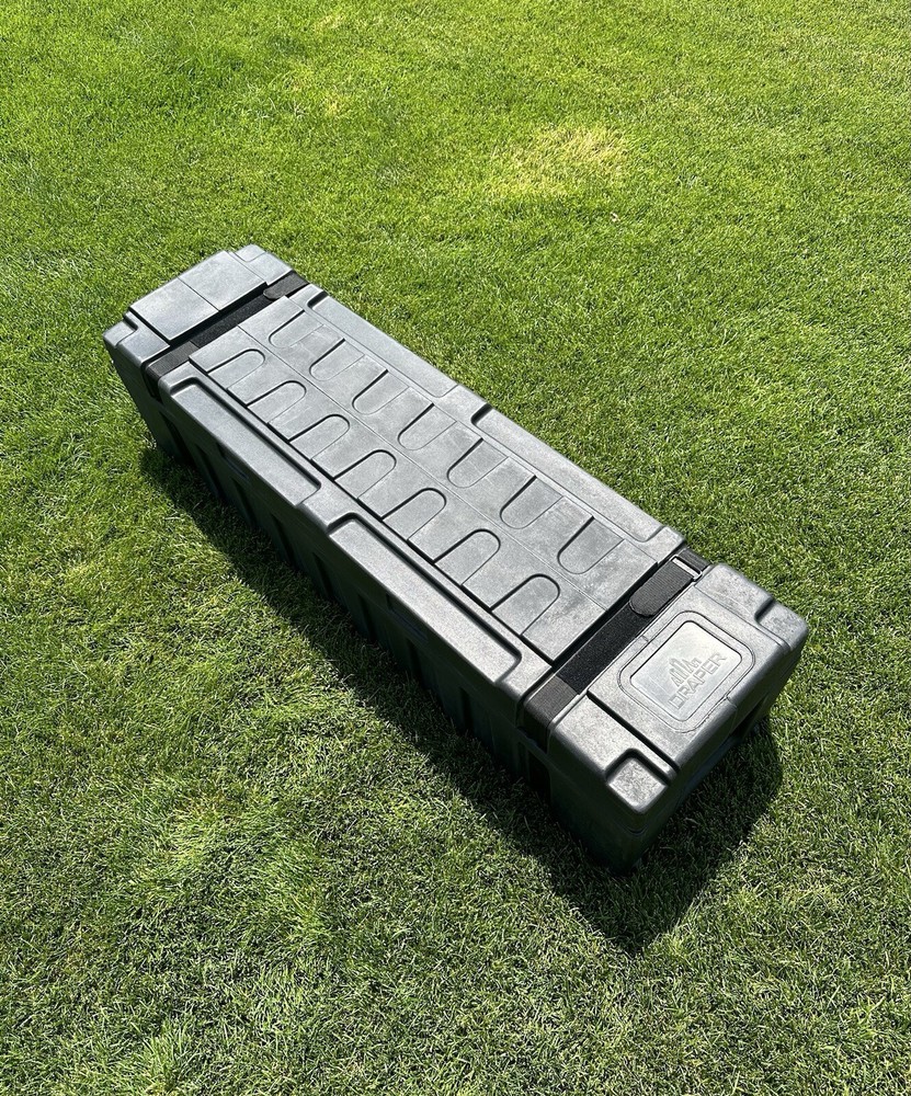 DRAPER PROJECTOR SCREEN UFS 97x168 - FRONT PROJECTION - HD LEGS