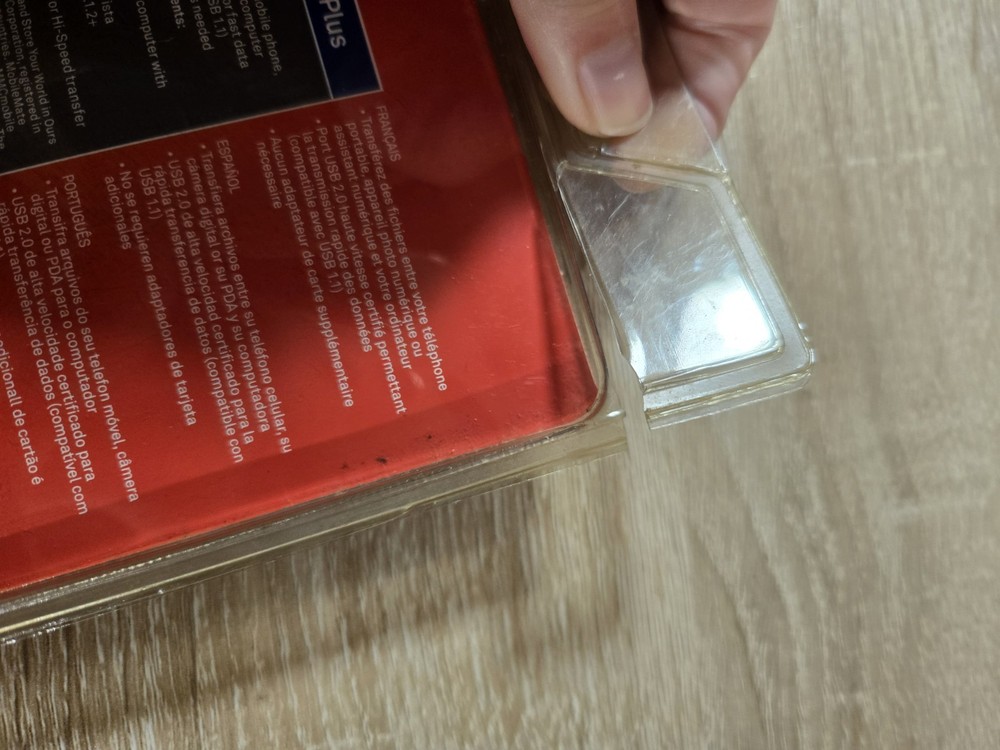 SanDisk MobileMate SD Plus Memory Card Reader (SDDR-104-A11M)