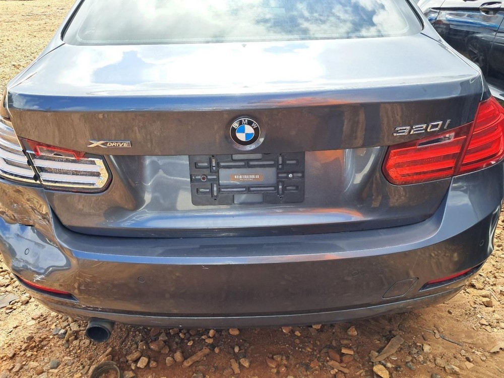 320I 2014 Glove Box 4816732