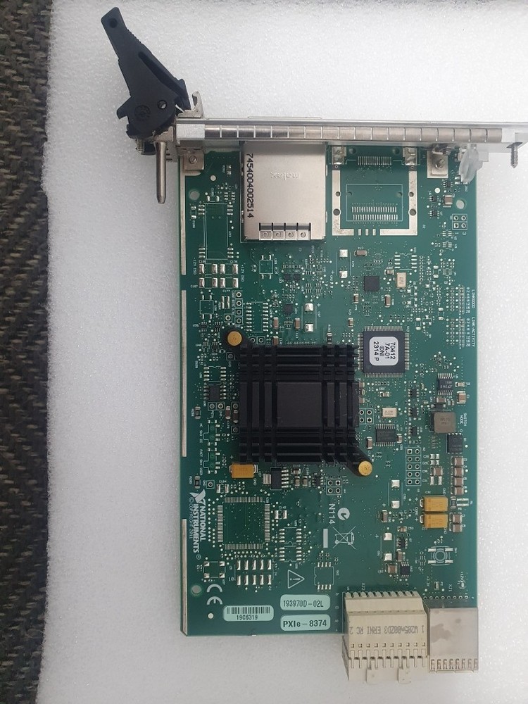 National Instruments NI PXIe-8374 MXI-Express x4 interface module