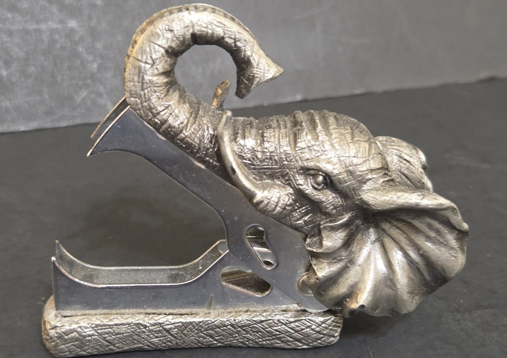 Elephant Staple Puller. Cast Metal. Heavy 8oz.