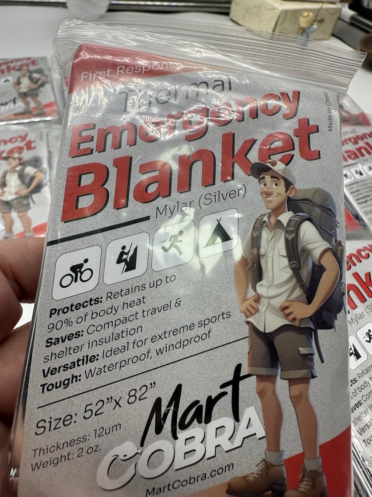 Emergency Blankets Quantity 10/Great To Keep In The Car
