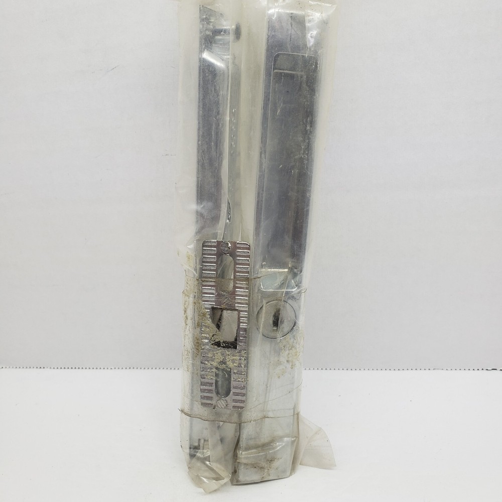 Flush-Mounted Sliding Patio Door Handle & Lock Chrome