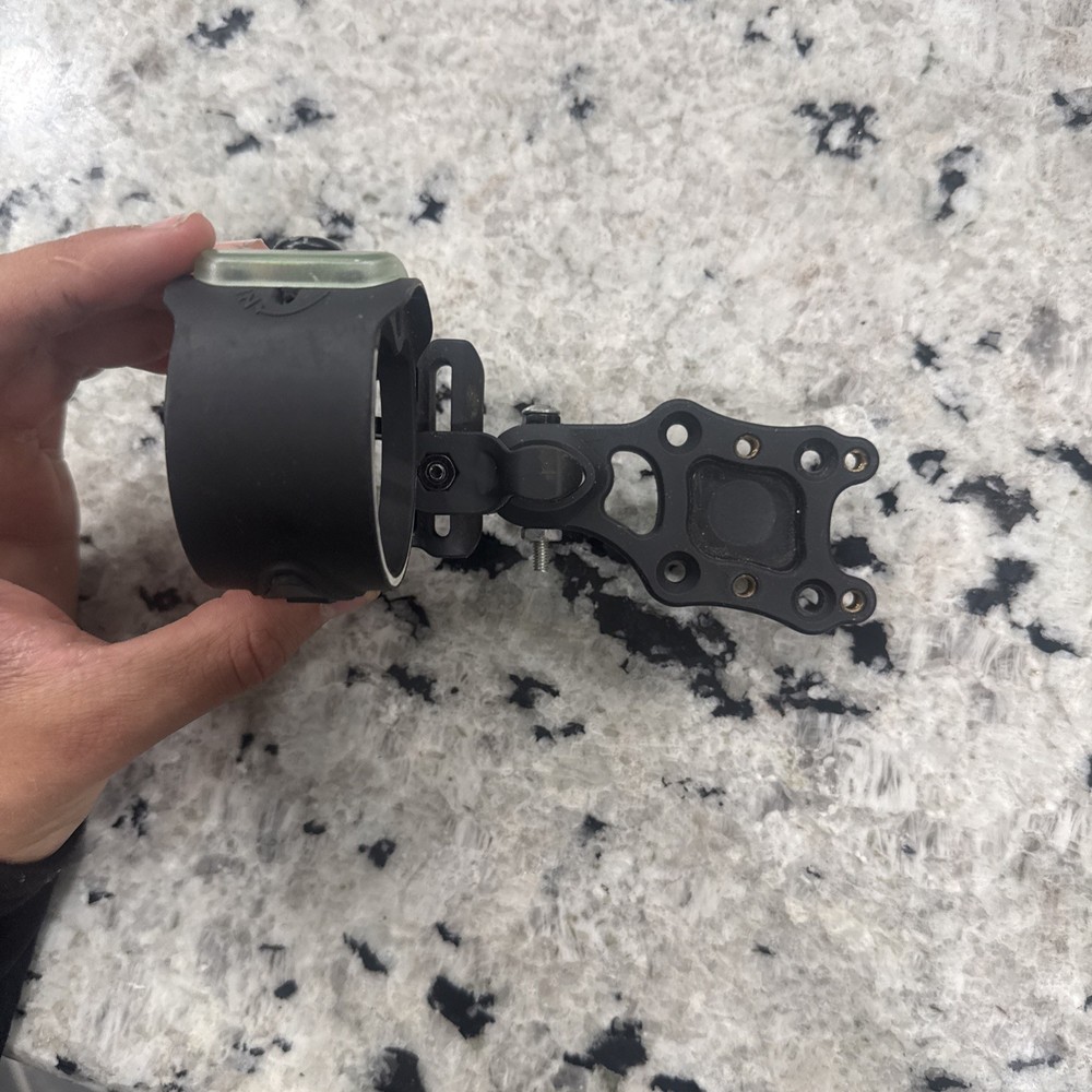 IQ Pro Hunter 3 Pin Slider