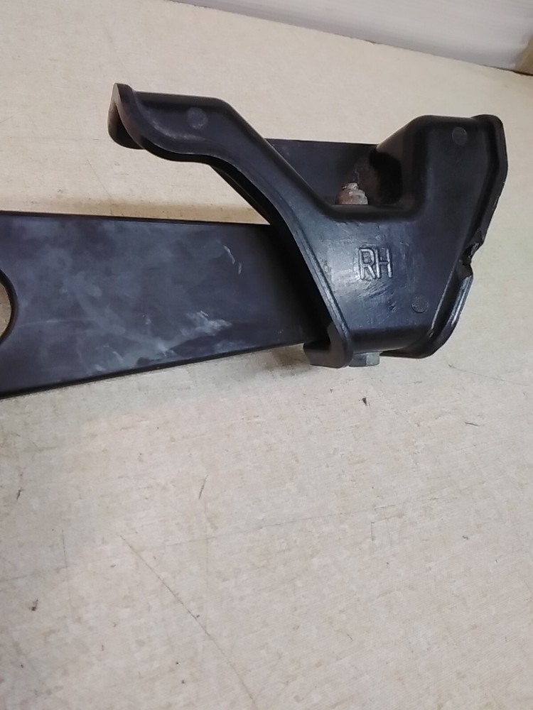Kenworth Peterbilt Hood Latch RH