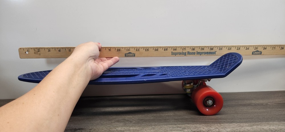 22" Fresko ColorSense Plastic Skateboard