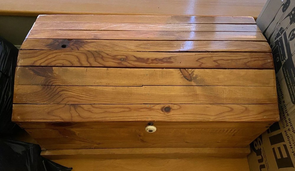Handmade Hand Crafted Curved Top Cedar Storage Chest Trunk Deep Interior 30 x 16