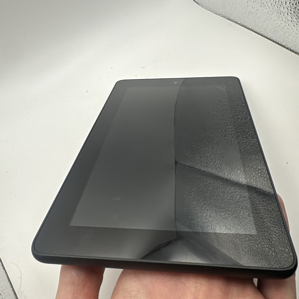 Amazon Kindle Fire 7 tablet 8GB - 5th Generation (SV98LN) Black