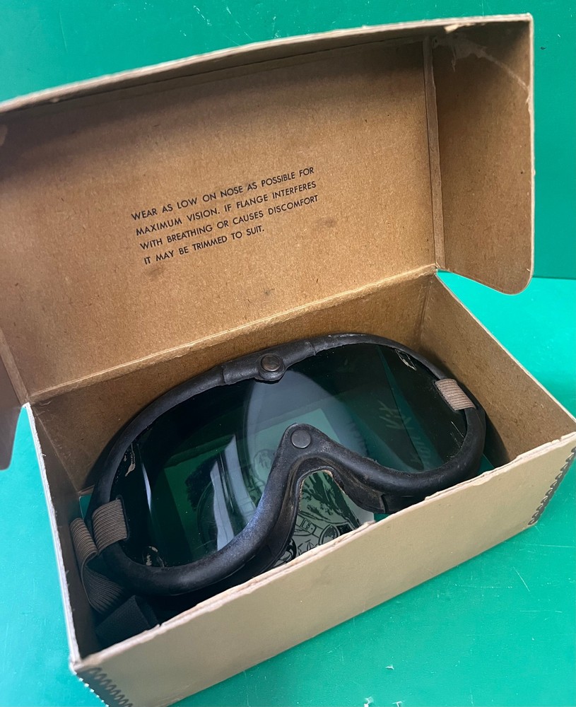 ARMY AIR FORCES TYPE B-8 FLYING GOGGLES W/BOX