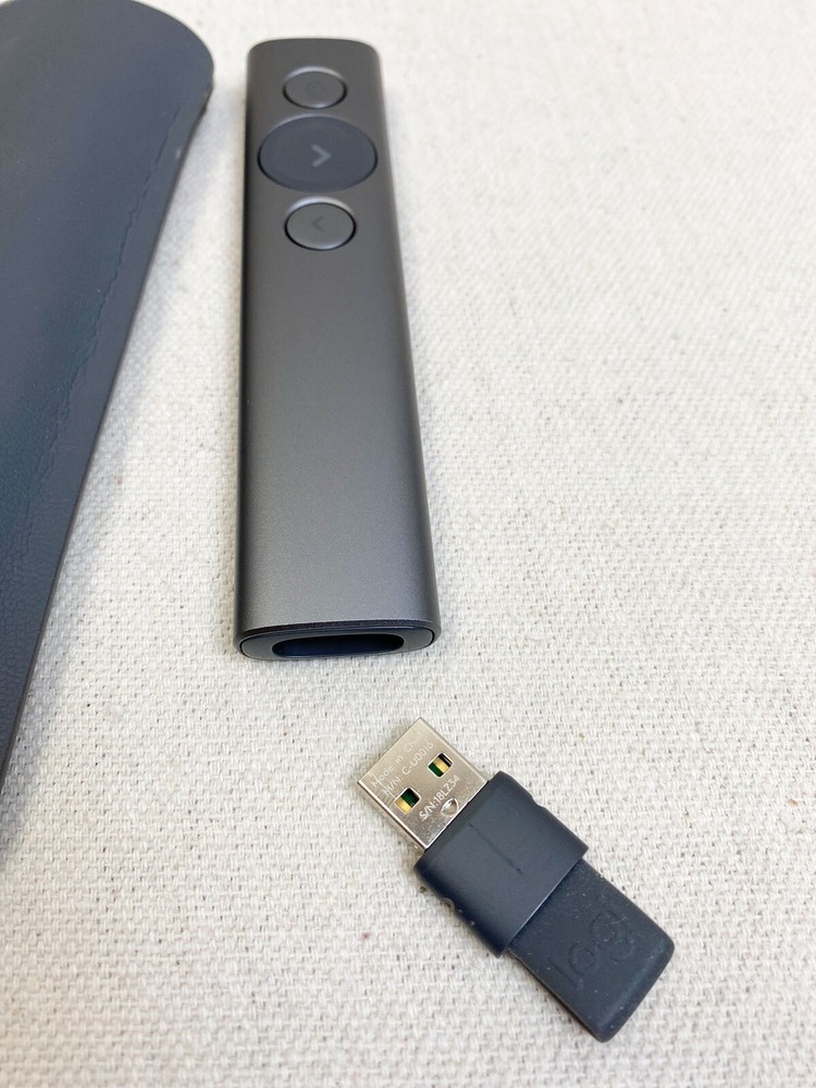 Logitech Spotlight 910-004654 Wireless Pointer Presentation Remote Controller