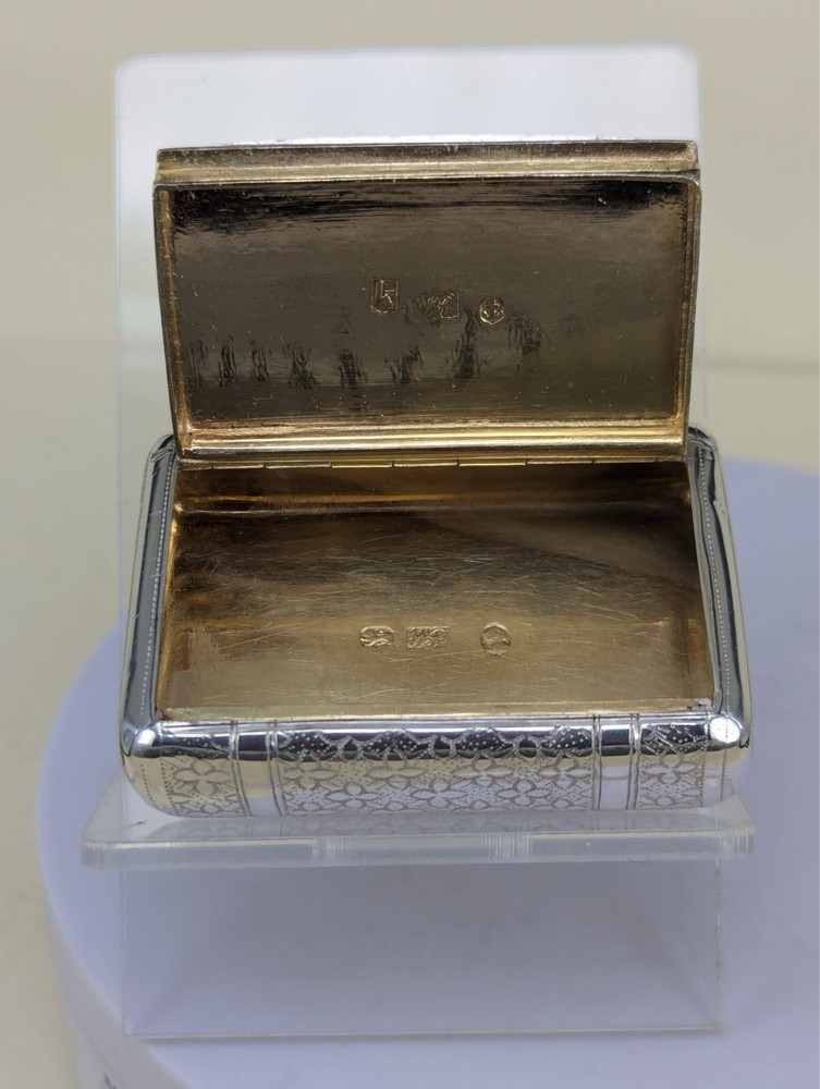 1808 Georgian solid silver novelty book shape snuff box gilt interior W Simpson