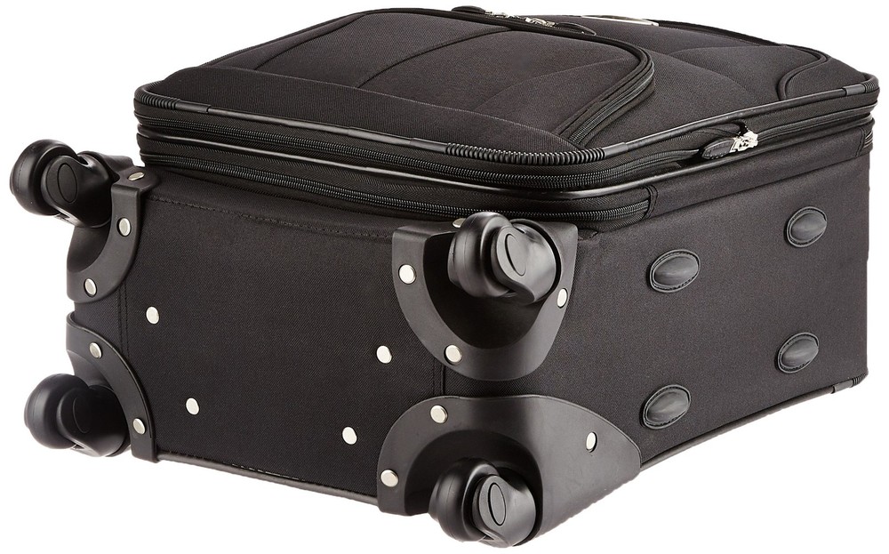 Pasadena Expandable Spinner Carry-on 19", Black