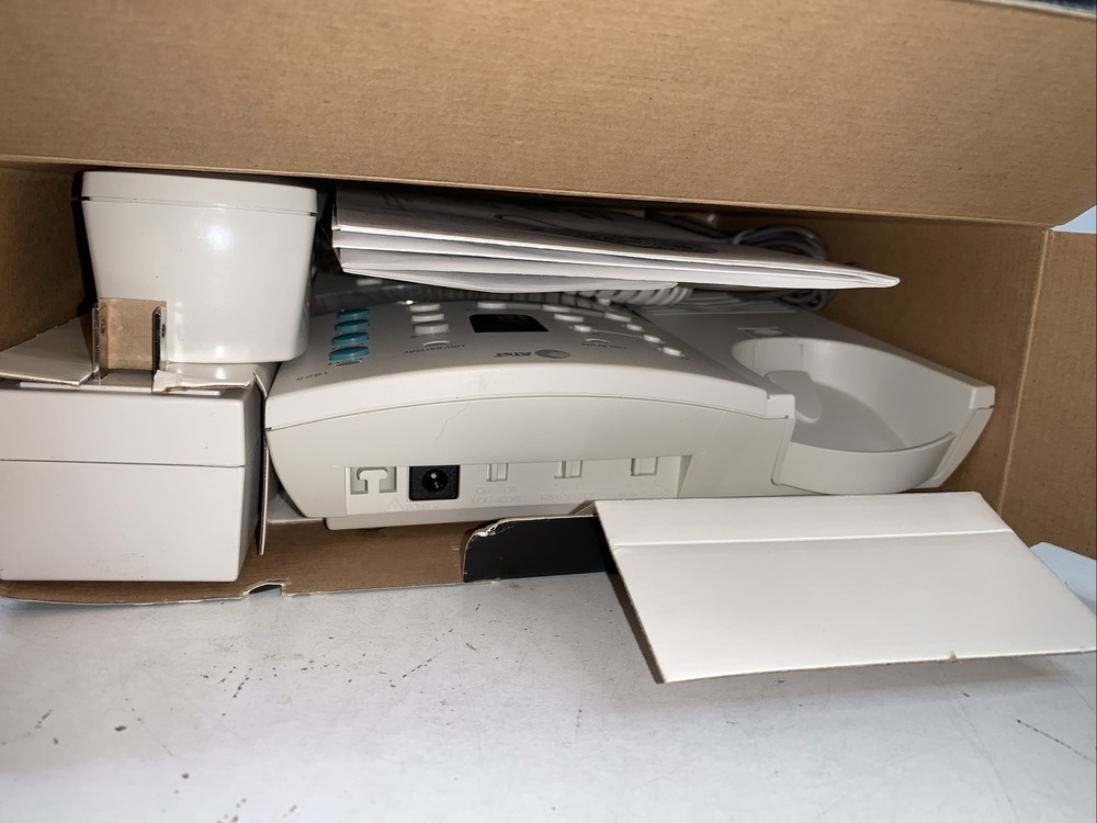 AT&T Phone And Answering System 1815