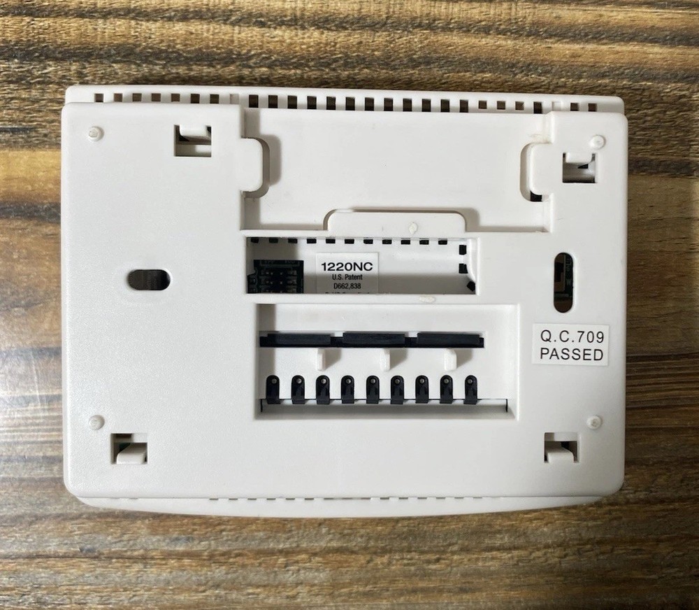 Braeburn 1220NC Digital Non-Programmable Thermostat - White