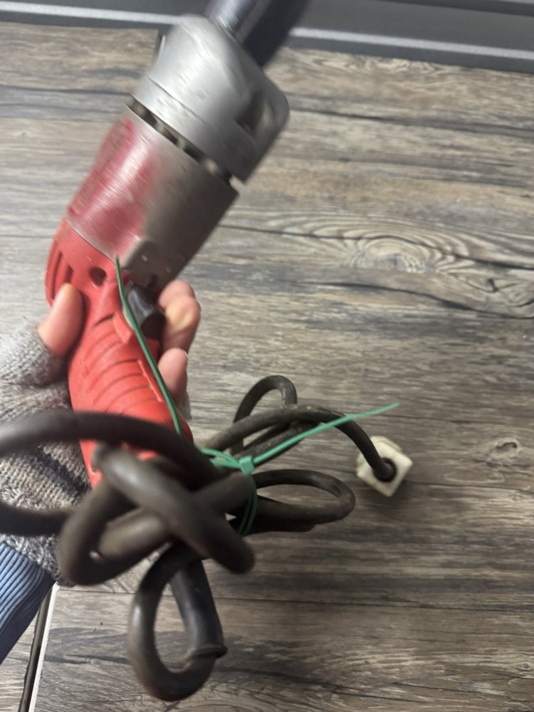 Screw Shooter, Milwaukee