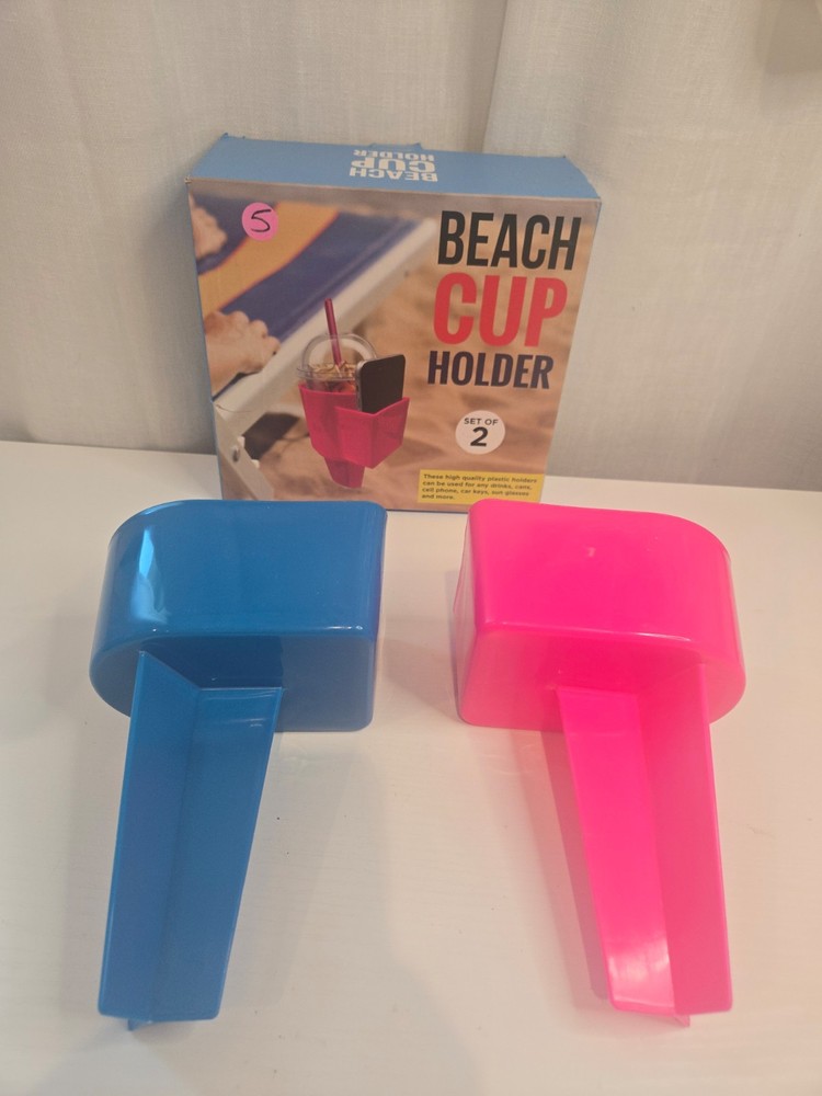 2 Beach Cup Holders, Open Box
