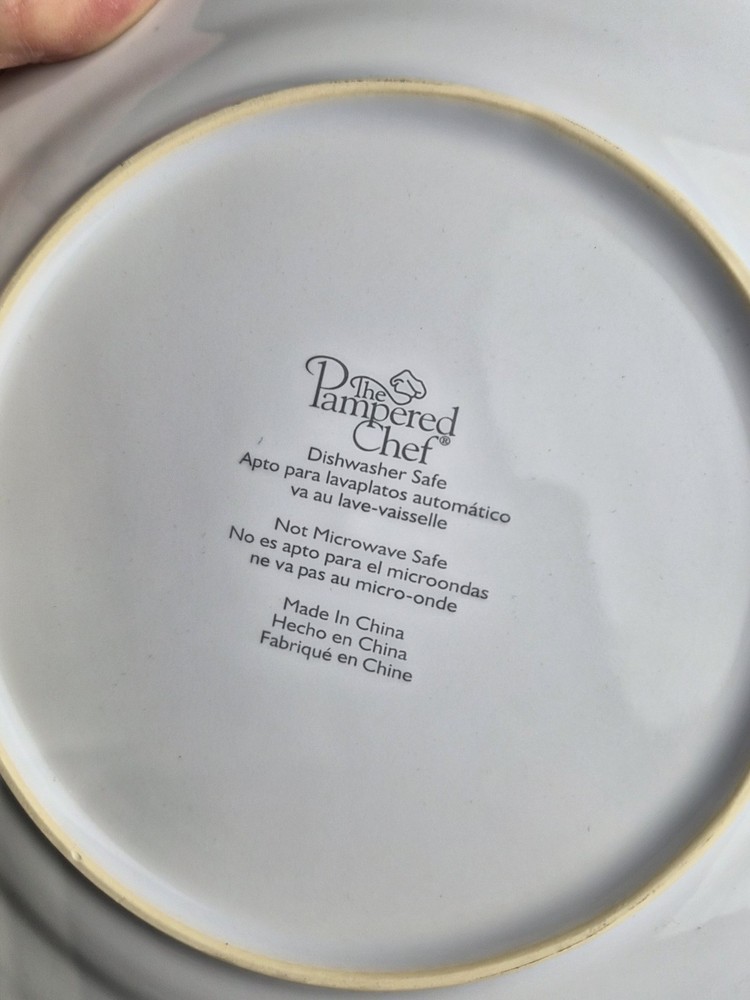 Pampered Chef Desert Plates. 4