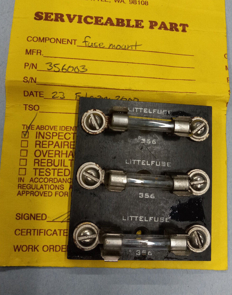SERVICEABLE CESSNA Part # 356003 - MOUNT-FUSELAGE