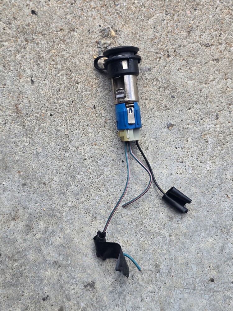 2005 Dodge Grand Caravan 12 Volt Accessory Power Outlet