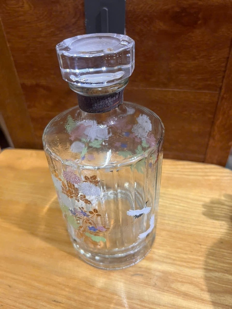 Empty bottle Hibiki 17 Limited Full Box