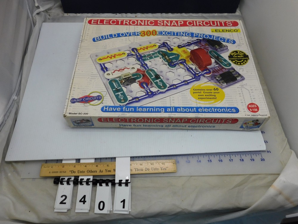 Elenco Electronic Snap Circuits Kit, SC-300, complete, 2007