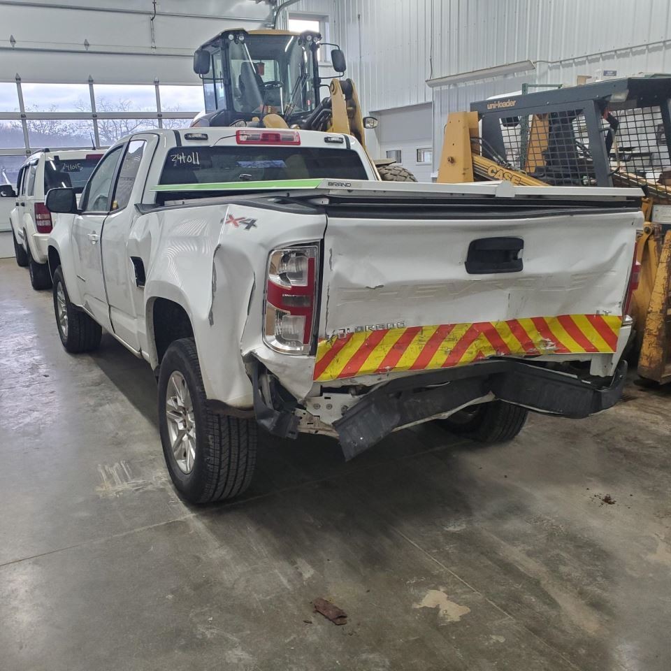 Camera/Projector Camera Front Interior Mirror Mounted Fits 19-22 CANYON 1059926